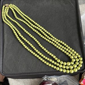 Vintage Elegant Green Beaded 3 strand Necklace